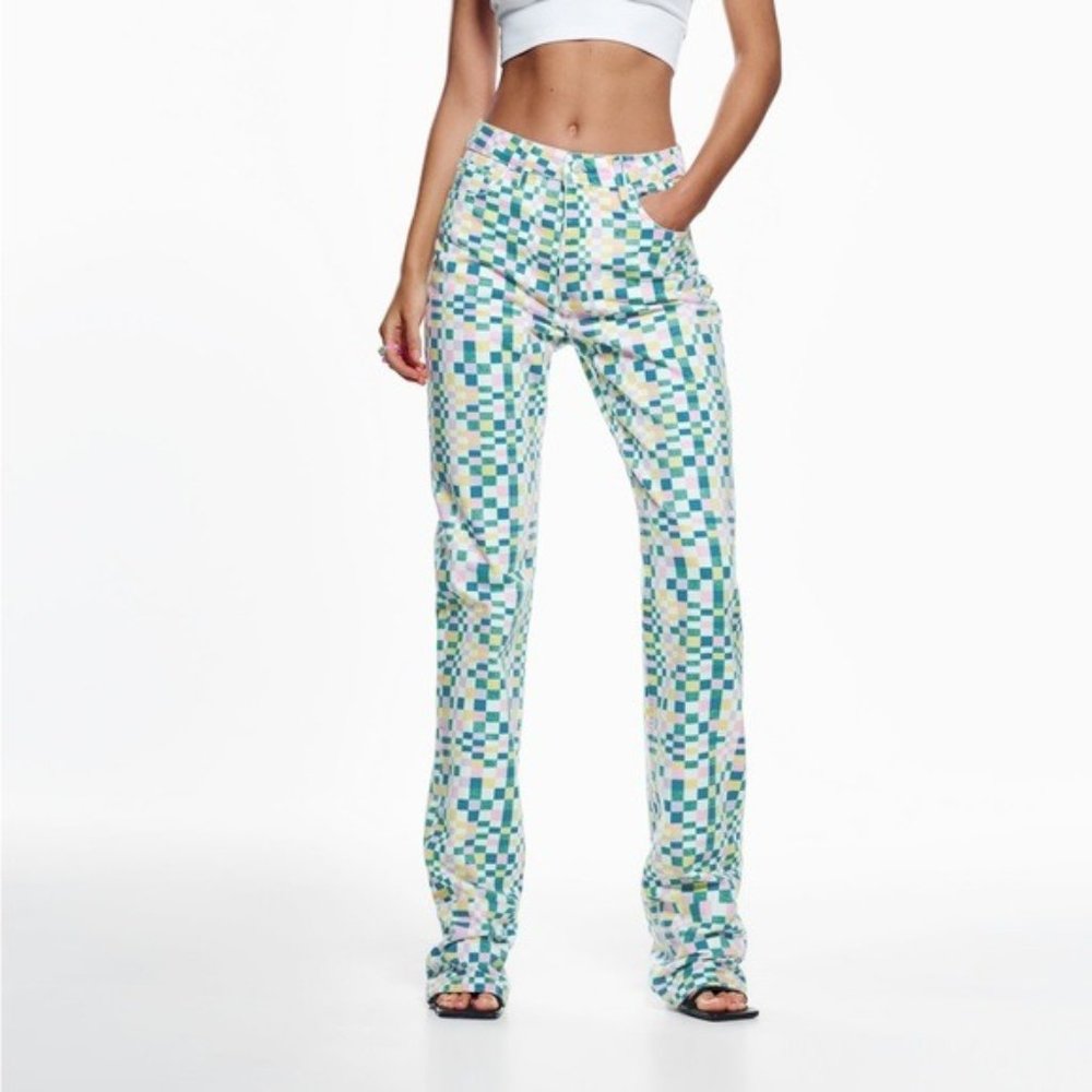 ZARA Straight‎ Fit High Rise Regular Length Checkerboard Jeans Size 2 Button Fly